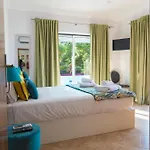 Chale D'angra Guest house